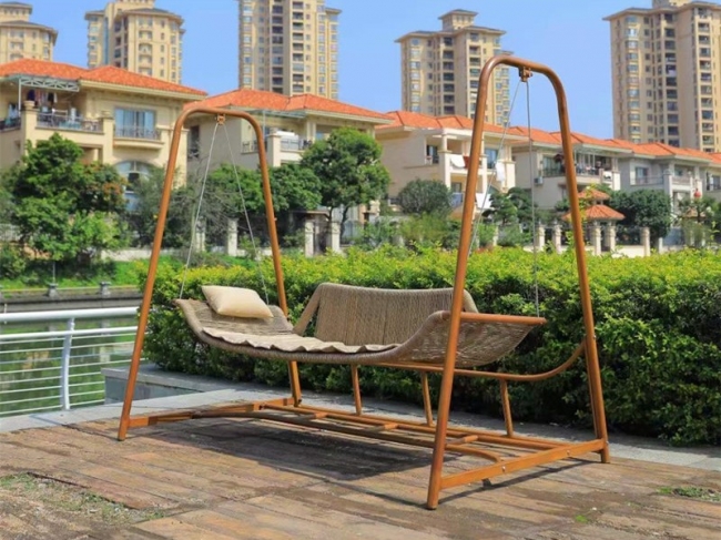 5089 swing chair